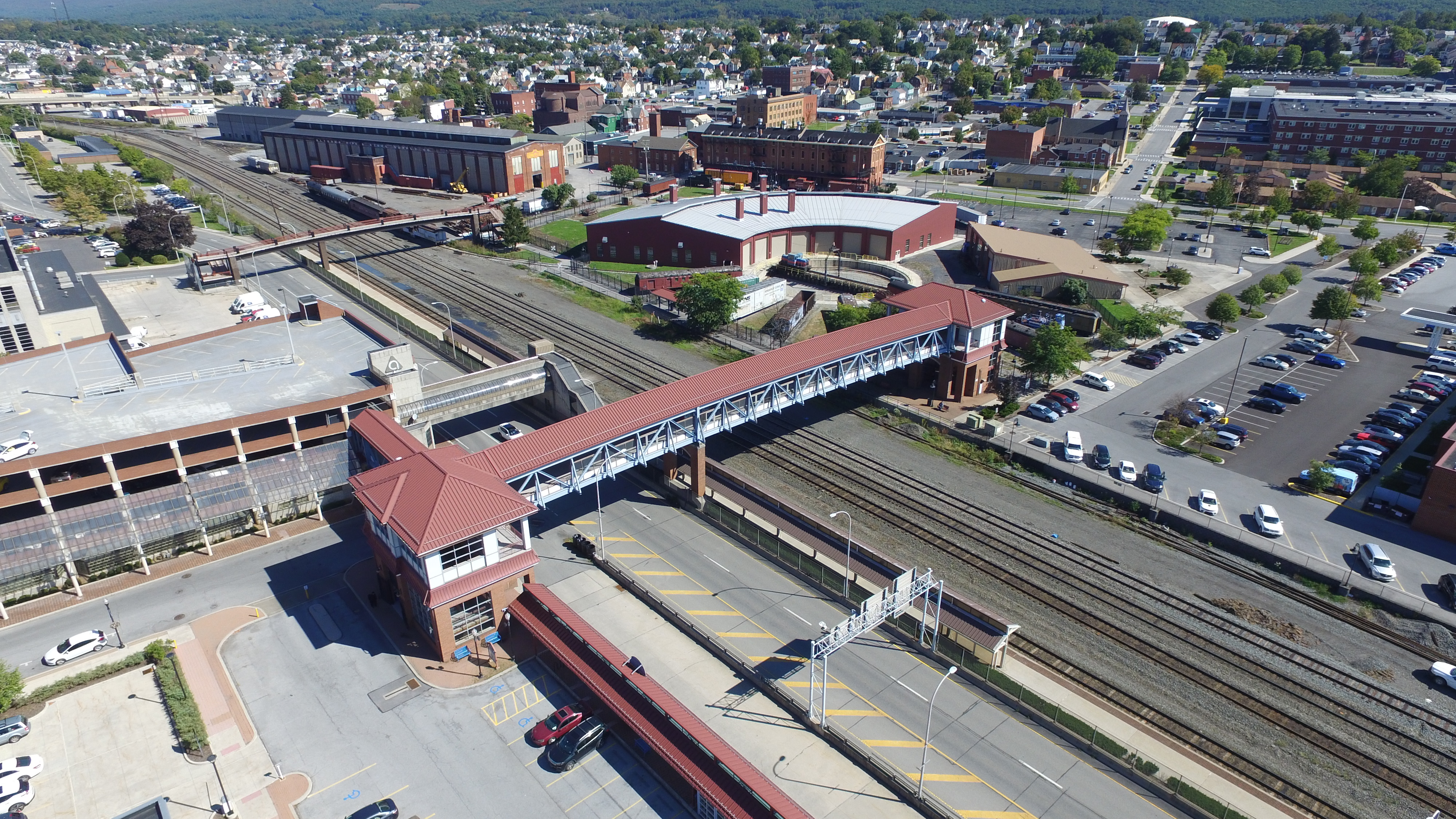 Picture of the 13th Street Pedestrian Crossover Bridge.